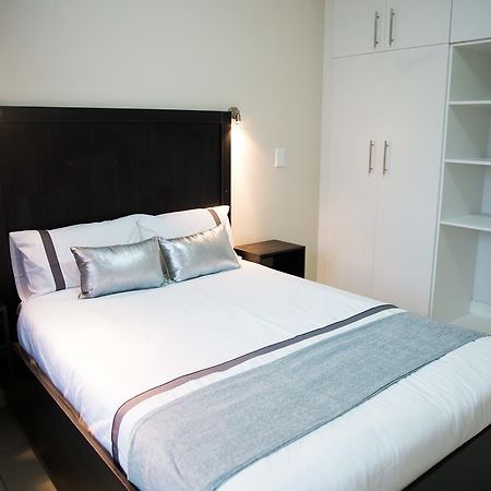 The Living Collective Apartments 彼得马里茨堡 外观 照片