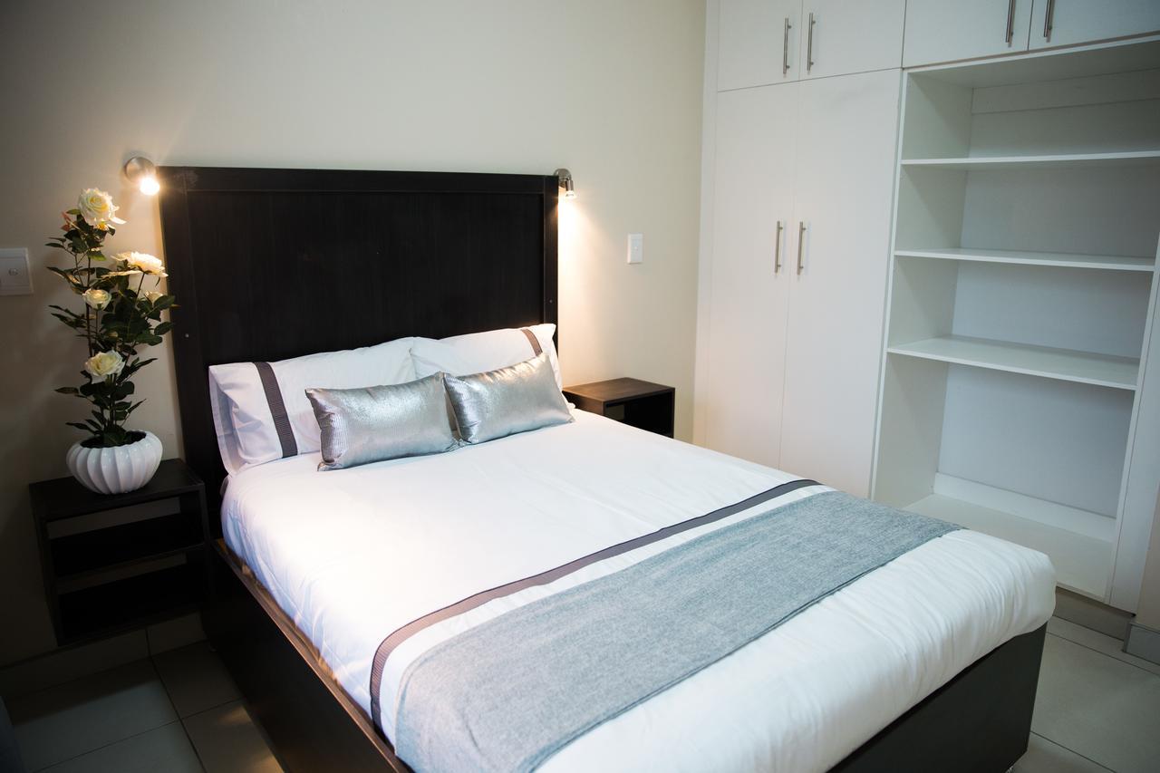 The Living Collective Apartments 彼得马里茨堡 外观 照片